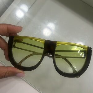 ❌SOLD❌2011 Fendi Havana Sunglasses Runway FS 5198 221